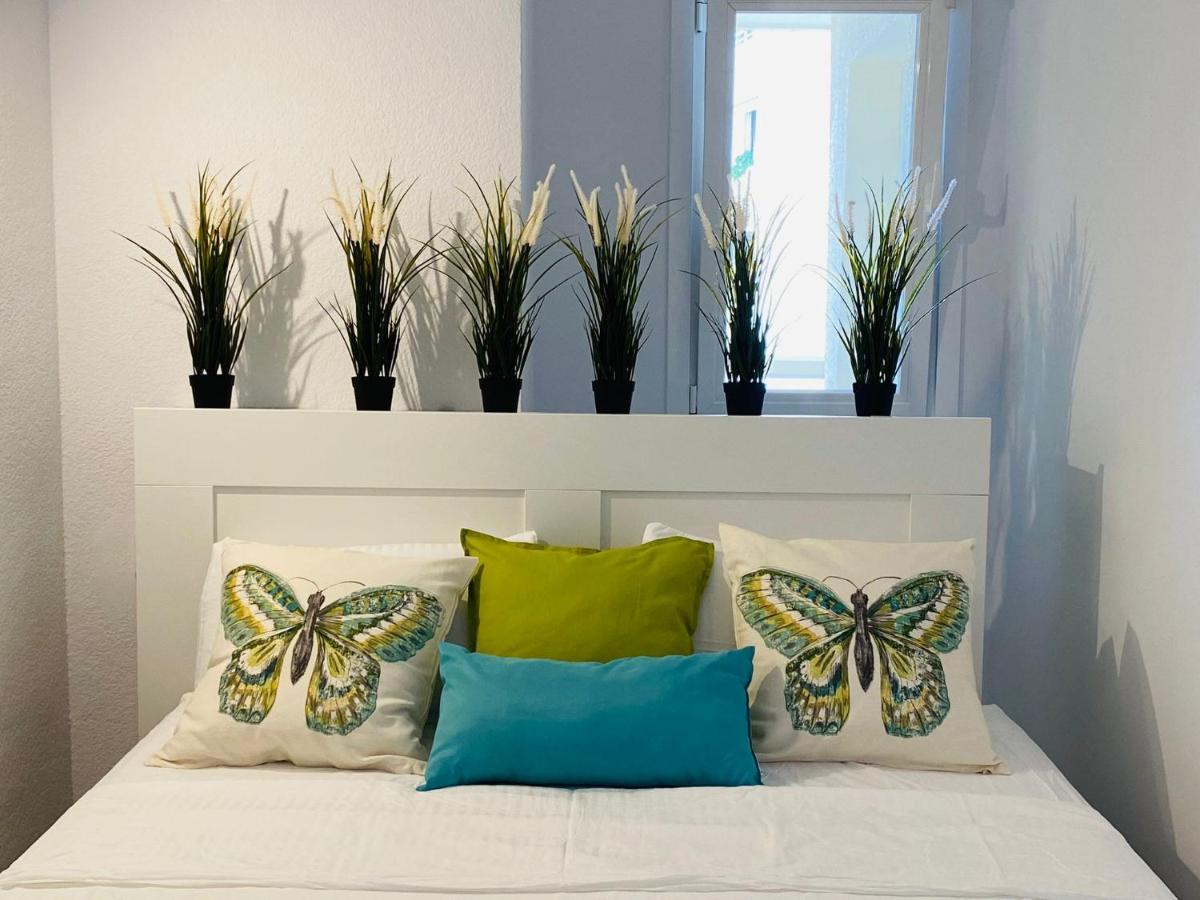 First Line! Art-Apartment On The Seafront Of Marbella With Swimming Pool Ngoại thất bức ảnh